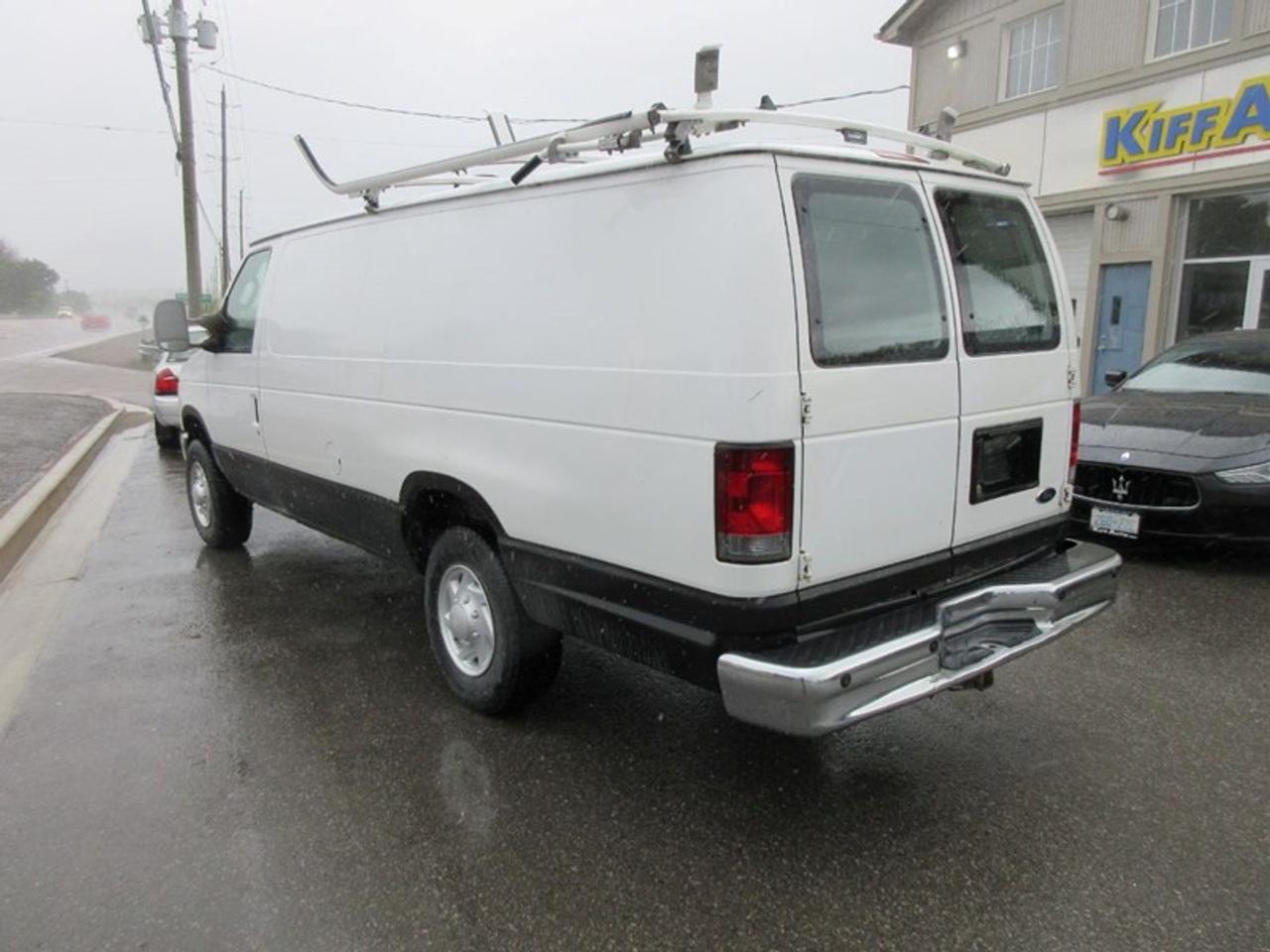 2012 Ford E-Series Van E-350 Super Duty Photo1