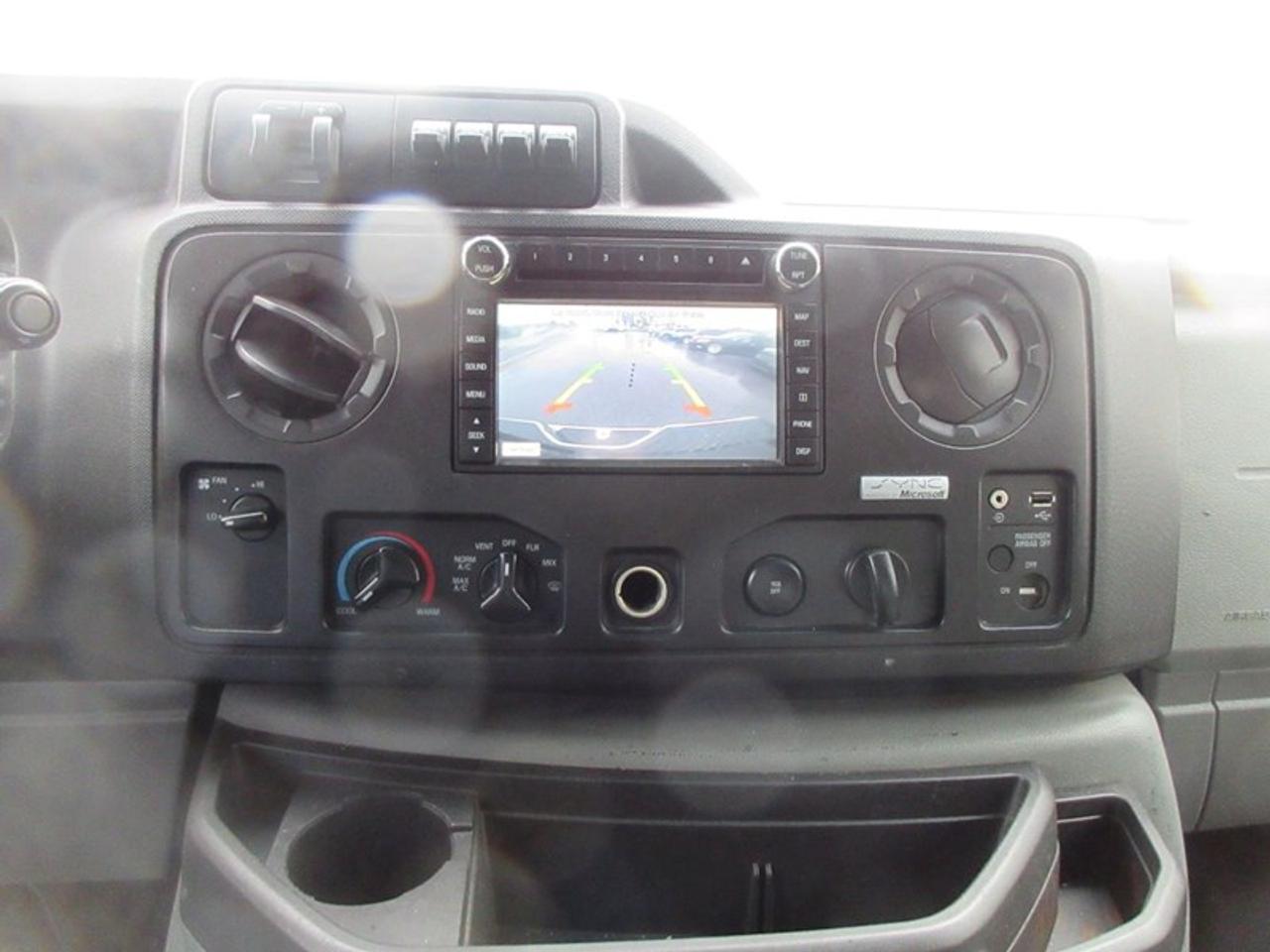 2012 Ford E-Series Van E-350 Super Duty Photo