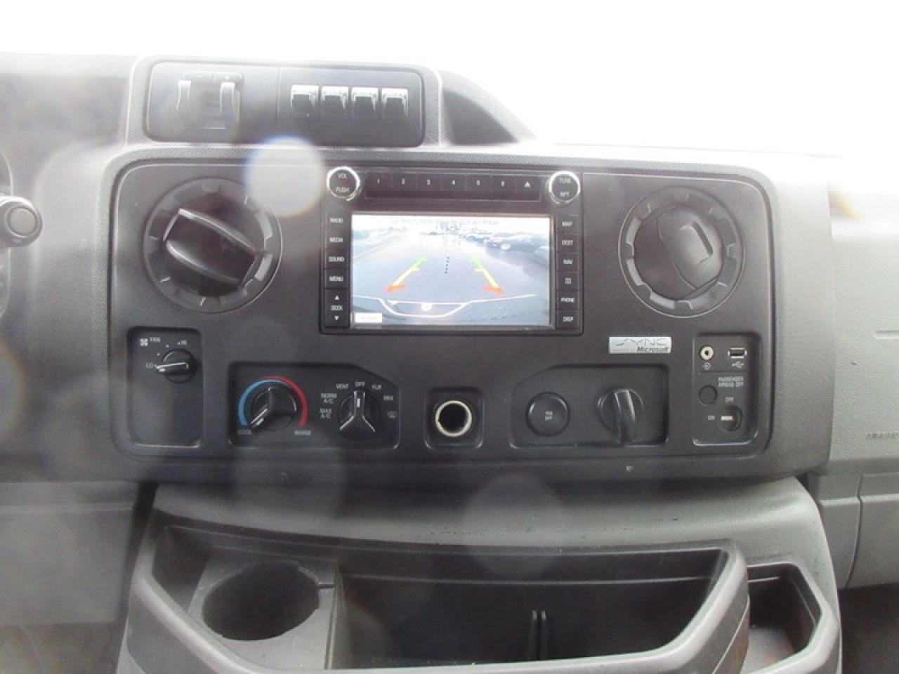 2012 Ford E-Series Van E-350 Super Duty Photo