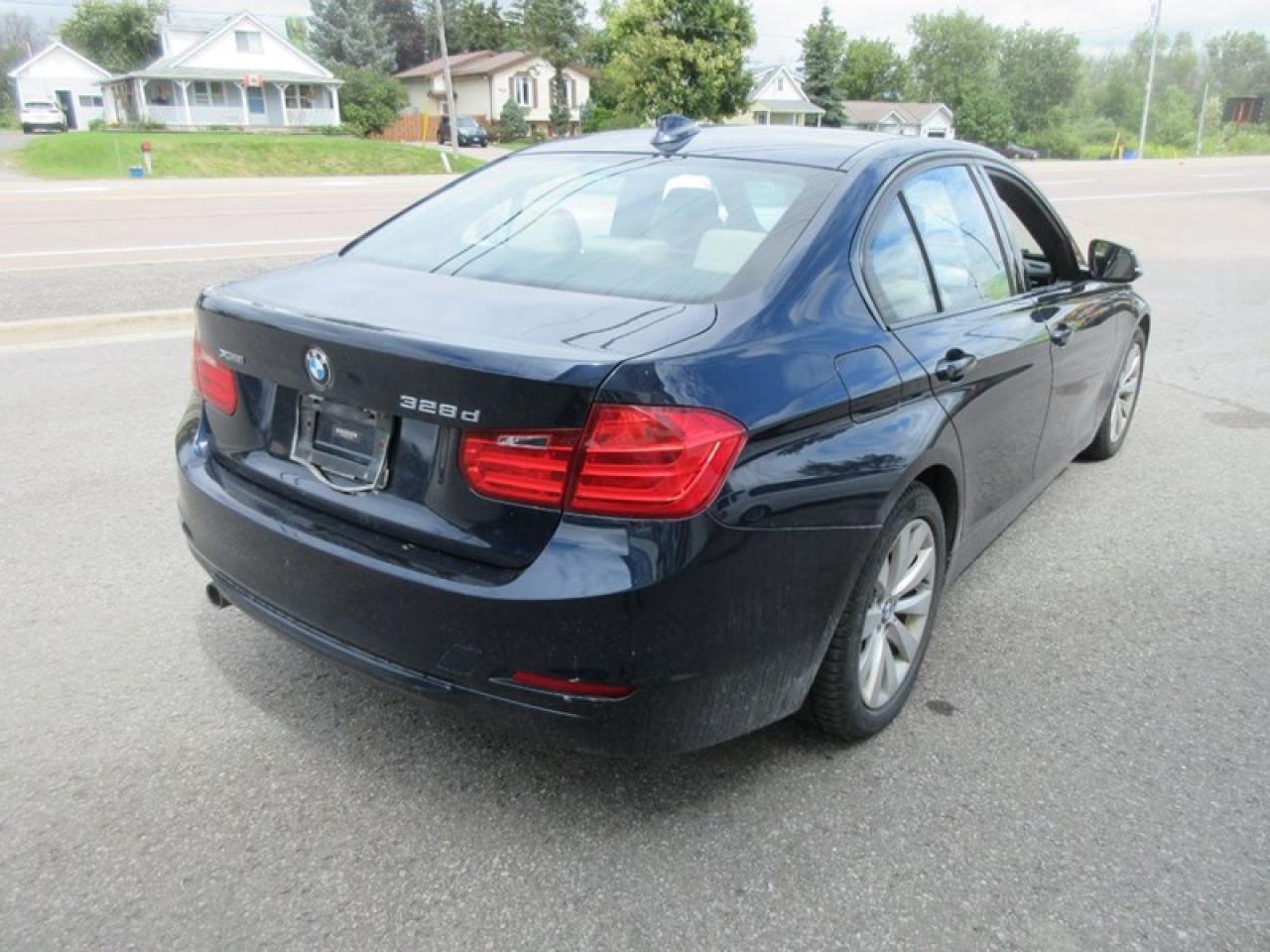 2015 BMW 328d xDrive Photo3