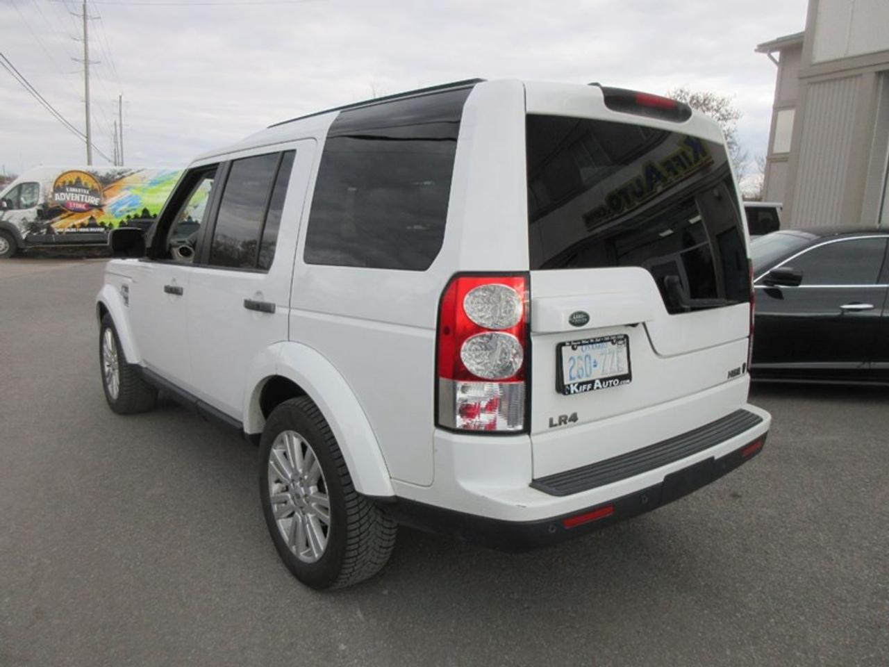 2011 Land Rover LR4 HSE Photo