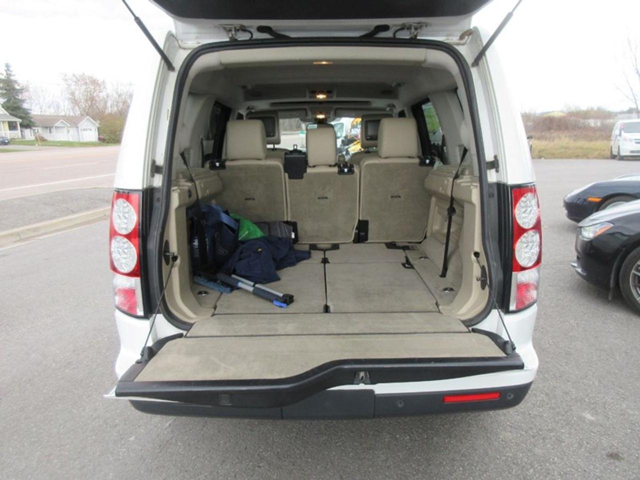 2011 Land Rover LR4 HSE Photo