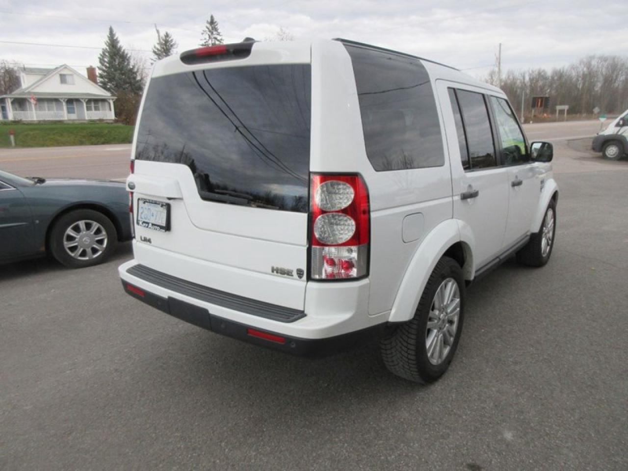 2011 Land Rover LR4 HSE Photo