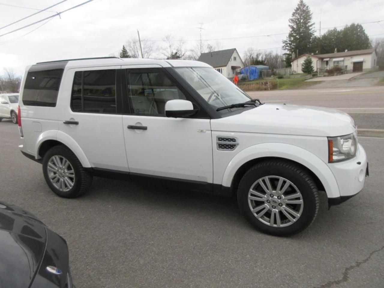 2011 Land Rover LR4 HSE Photo