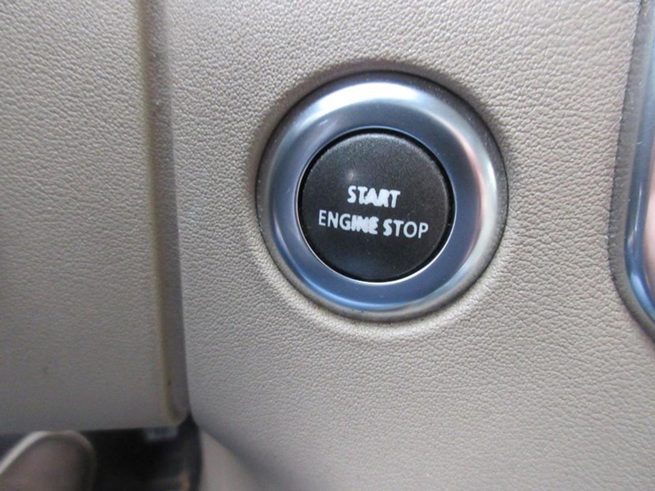 2011 Land Rover LR4 HSE Photo