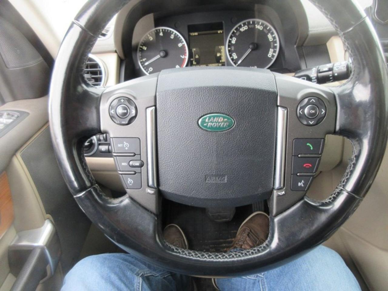 2011 Land Rover LR4 HSE Photo