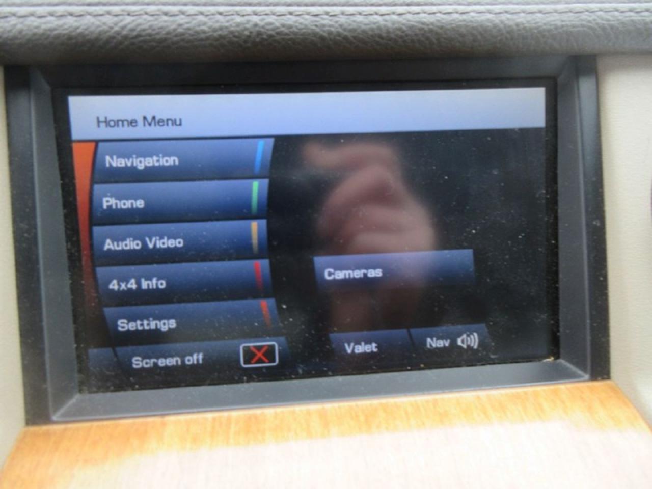 2011 Land Rover LR4 HSE Photo