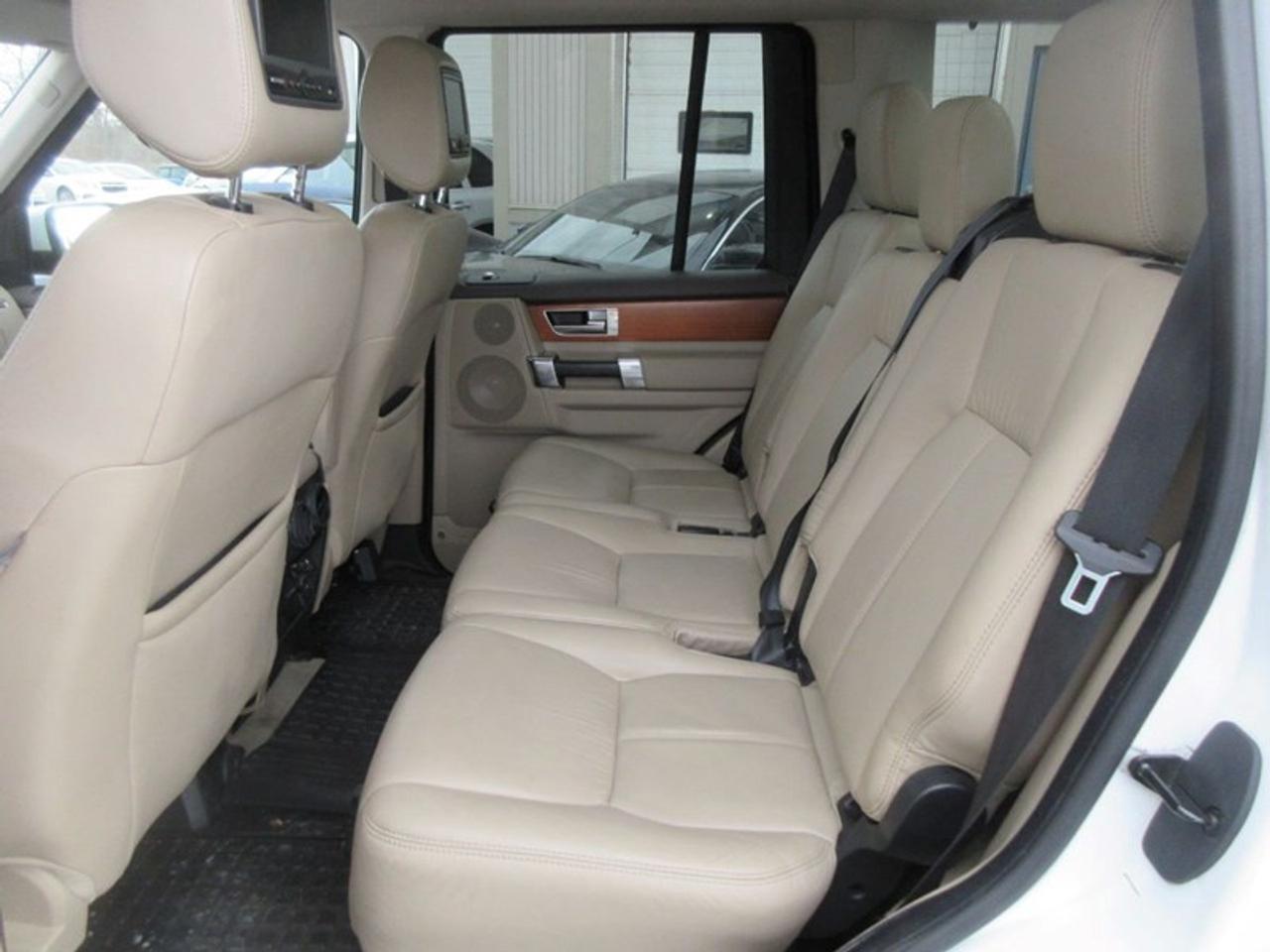 2011 Land Rover LR4 HSE Photo