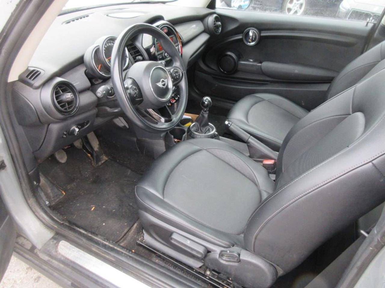 2016 MINI Cooper  Photo