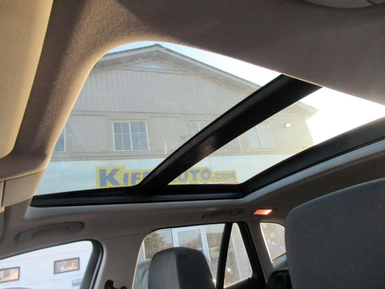 2012 BMW X1 28i xDrive Photo