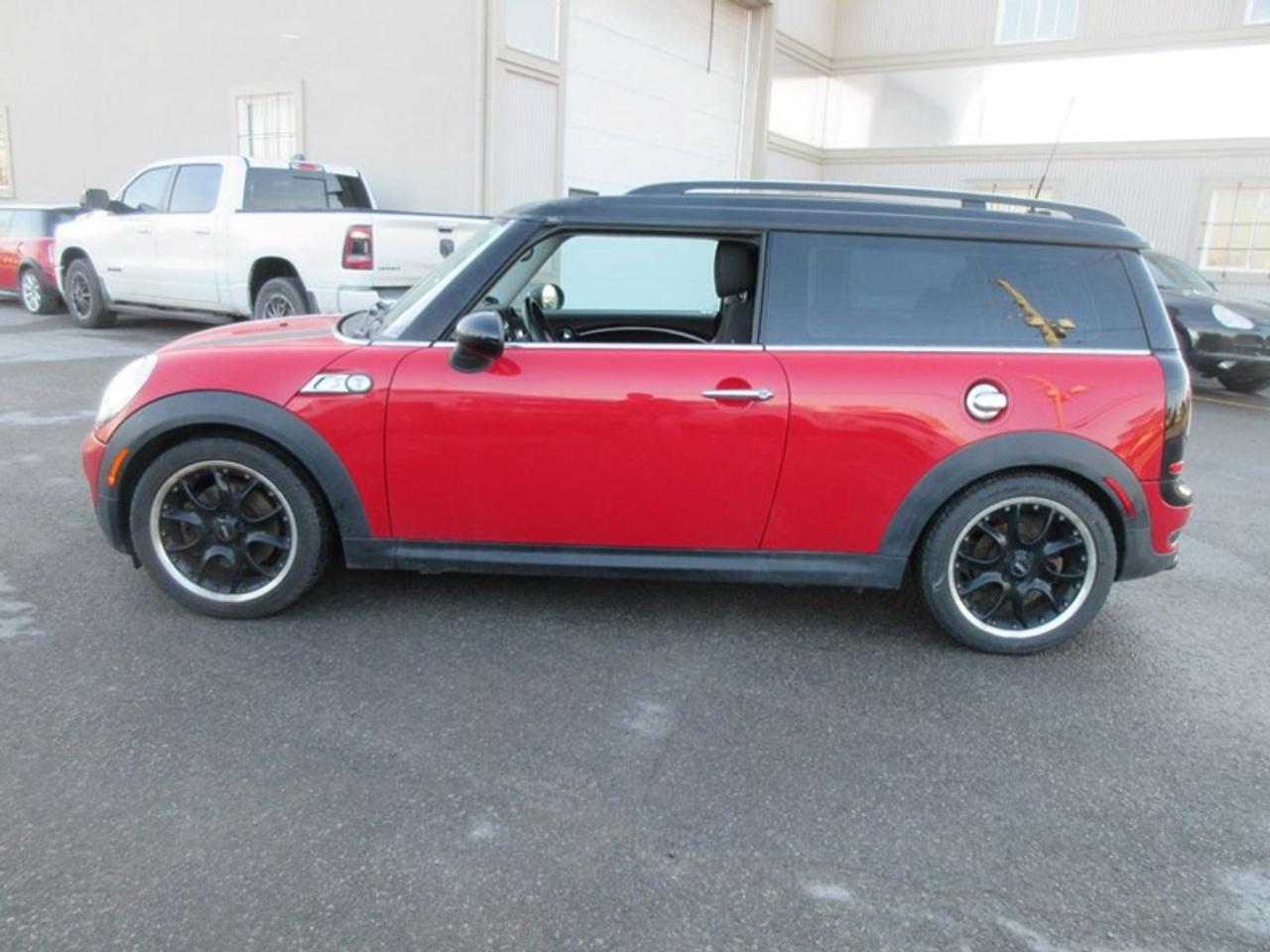 2010 MINI Clubman S Photo1