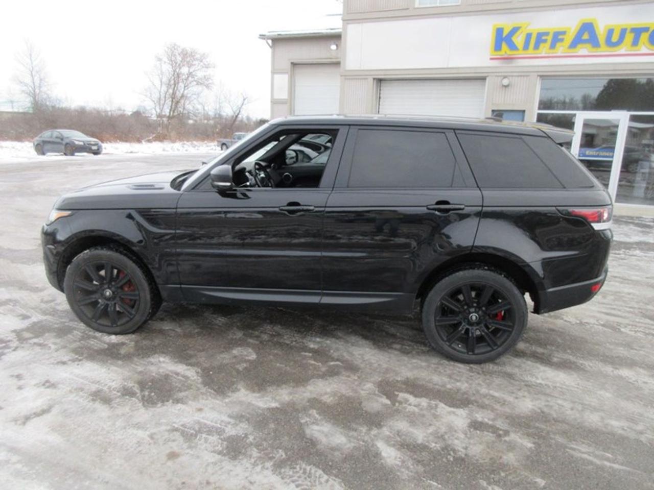 2016 Land Rover Range Rover Sport 5.0L V8 Supercharged Photo1