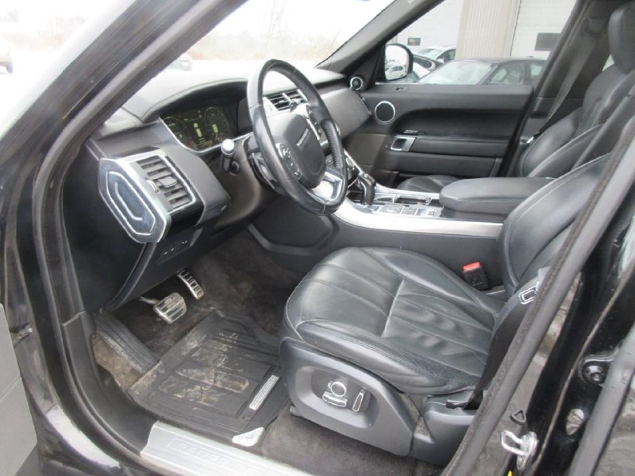 2016 Land Rover Range Rover Sport 5.0L V8 Supercharged Photo