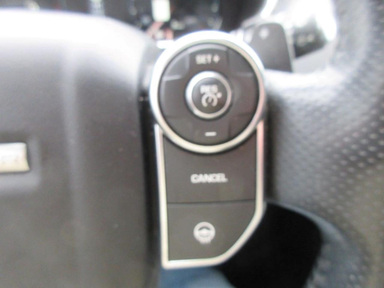 2016 Land Rover Range Rover Sport 5.0L V8 Supercharged Photo