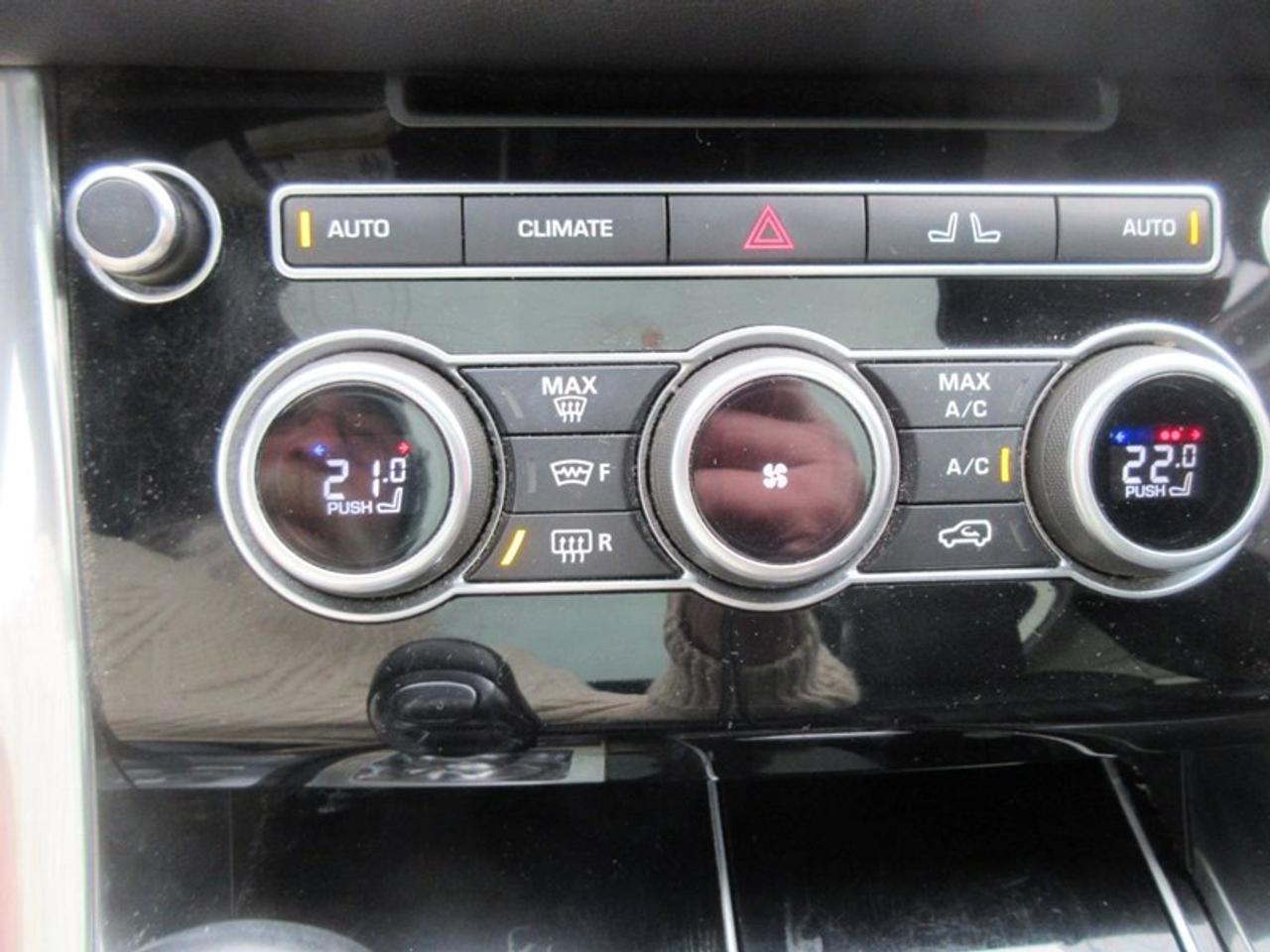 2016 Land Rover Range Rover Sport 5.0L V8 Supercharged Photo