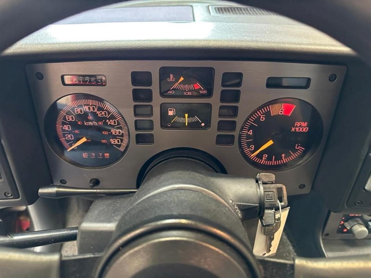 1986 Pontiac Fiero SE Photo