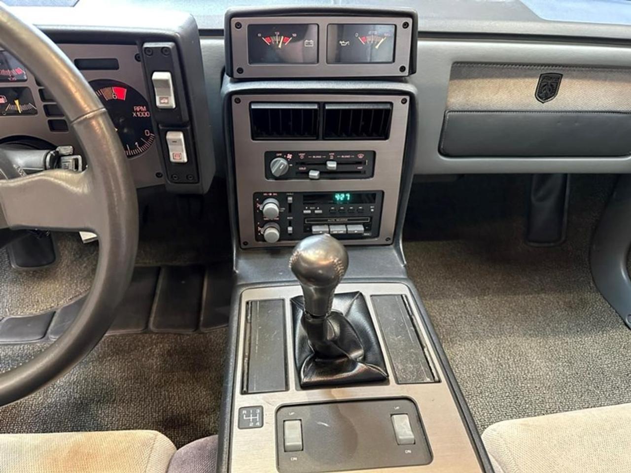 1986 Pontiac Fiero SE Photo