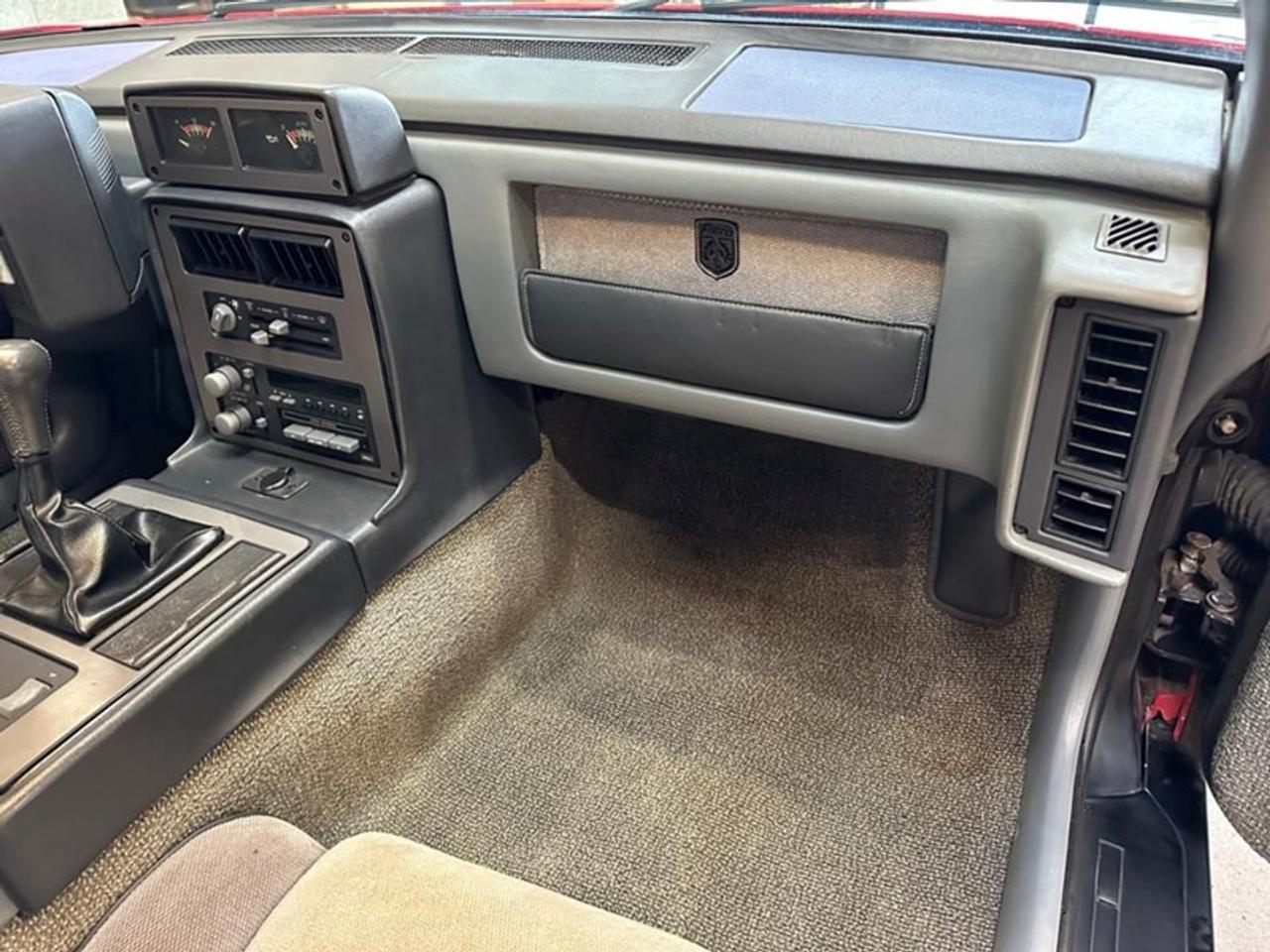 1986 Pontiac Fiero SE Photo