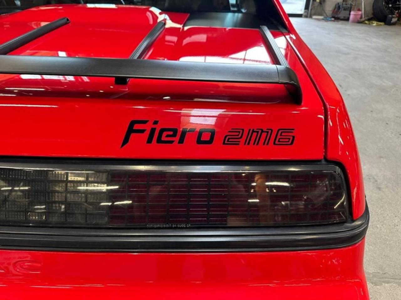 1986 Pontiac Fiero SE Photo