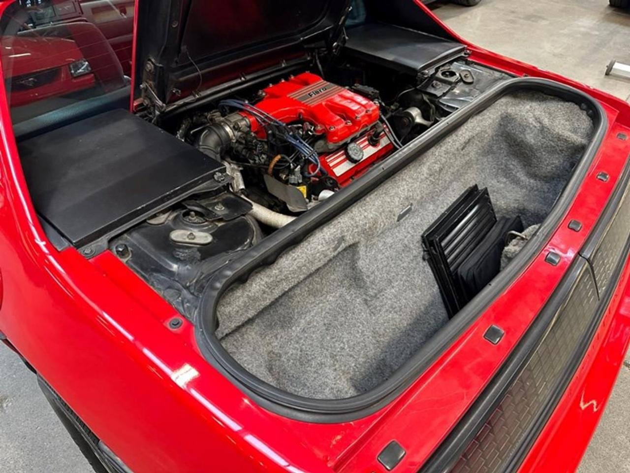 1986 Pontiac Fiero SE Photo