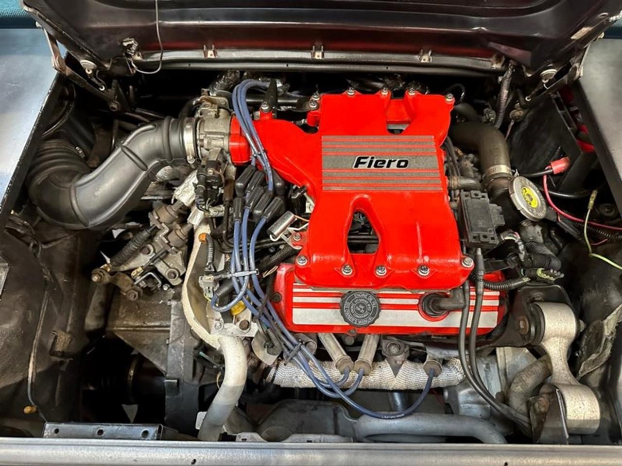 1986 Pontiac Fiero SE Photo