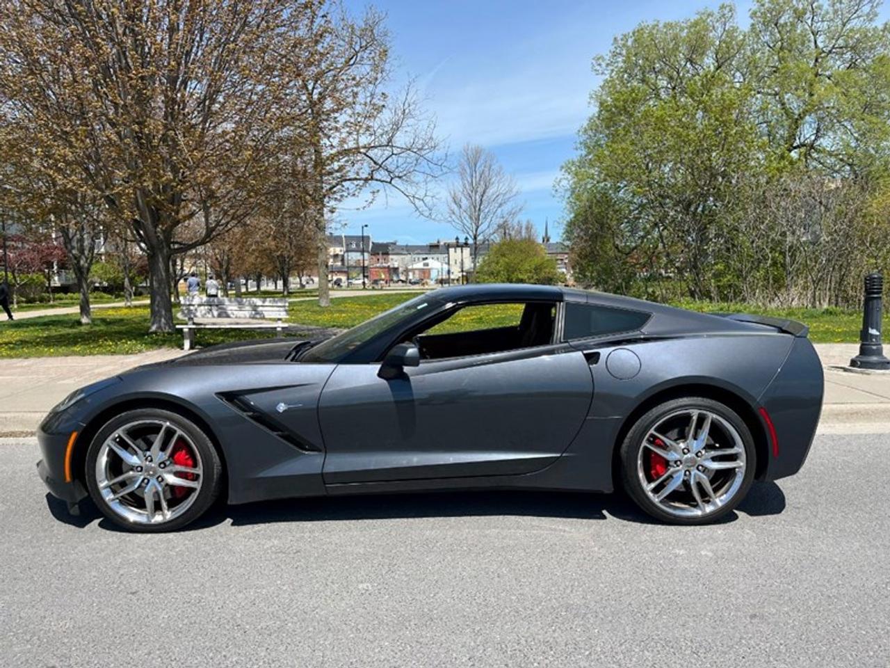 2014 Chevrolet Corvette Stingray  Photo1