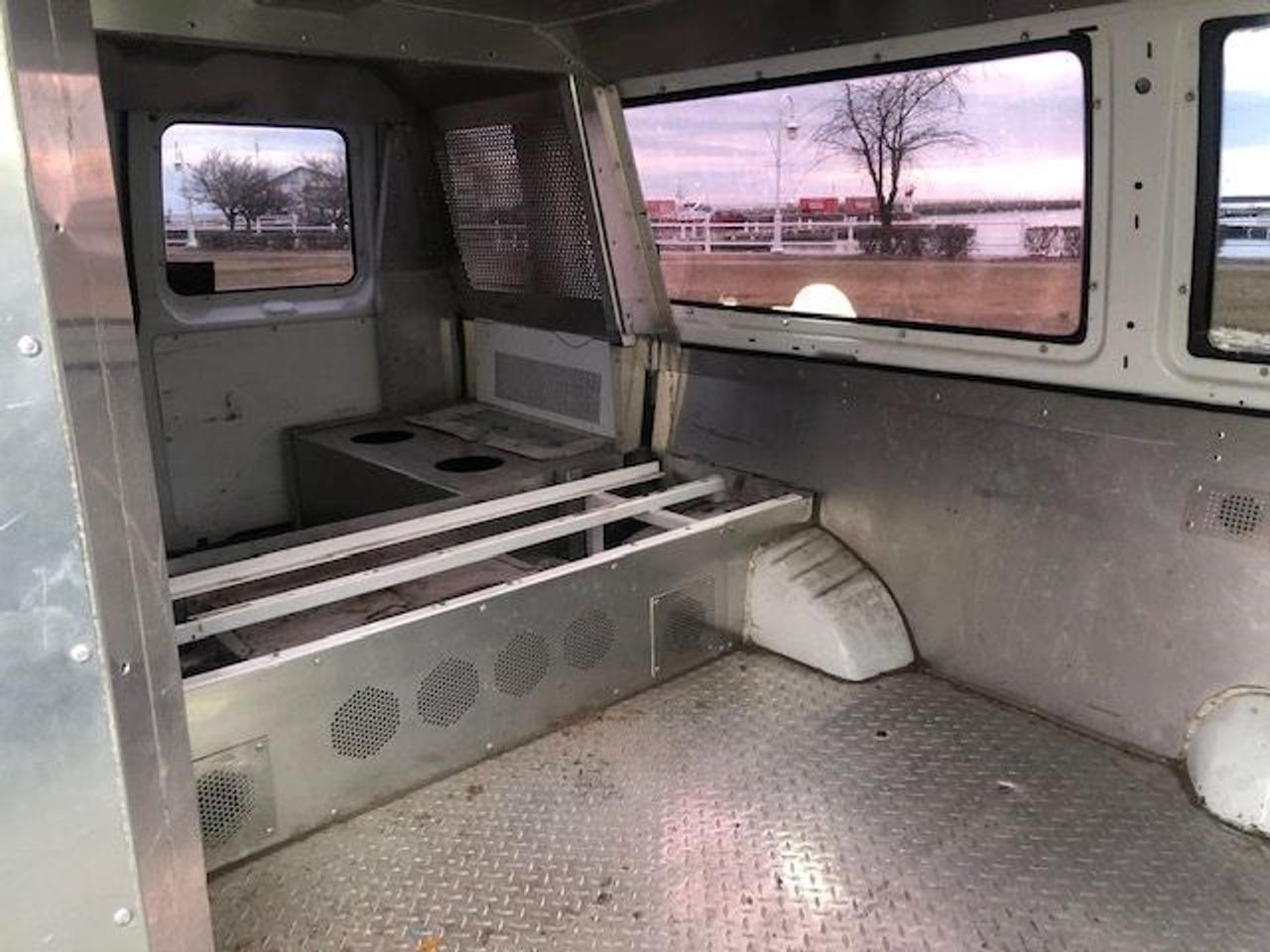 2008 Ford Econoline E-350 Super Duty Photo