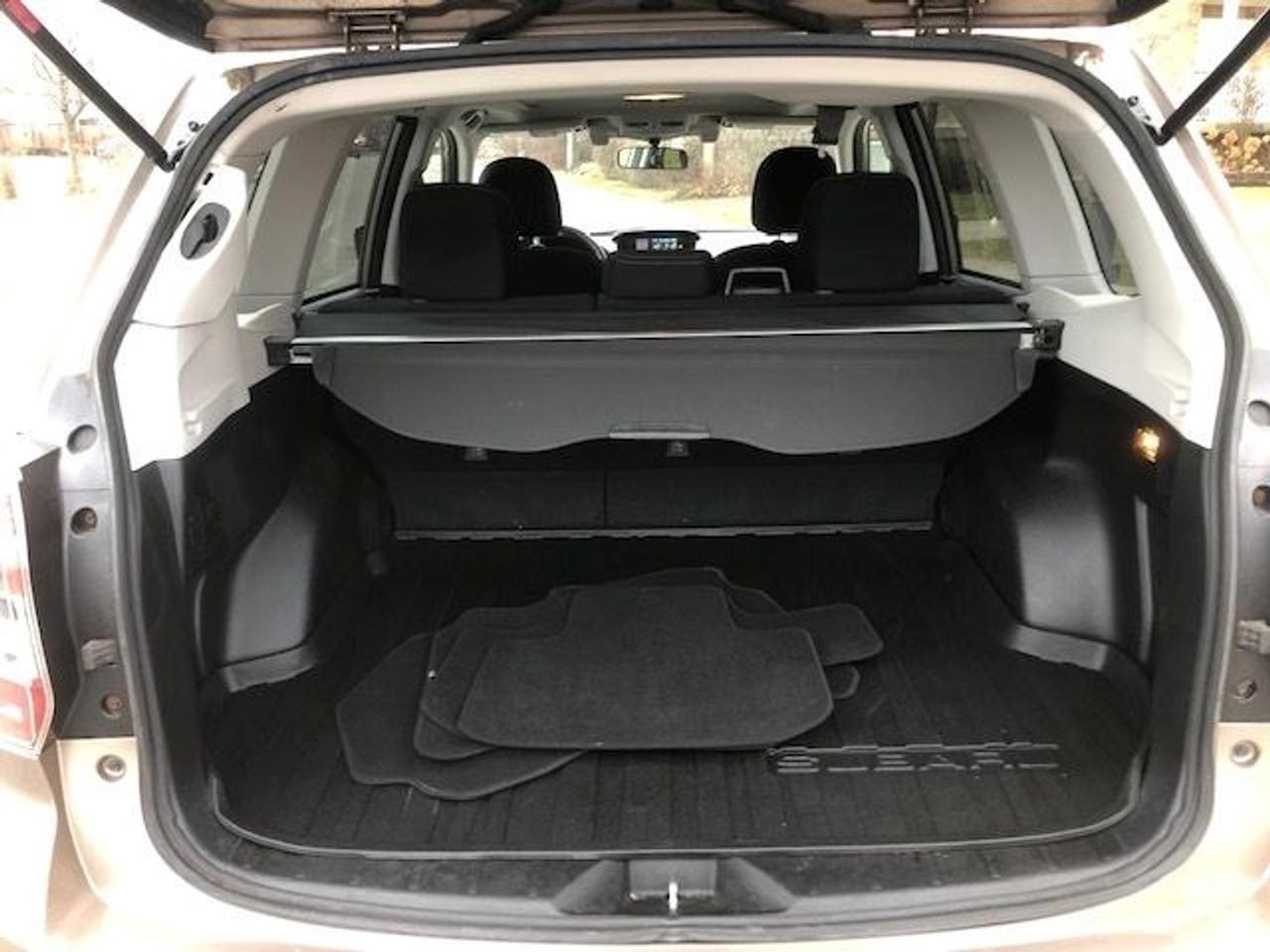 2015 Subaru Forester 2.5i Photo