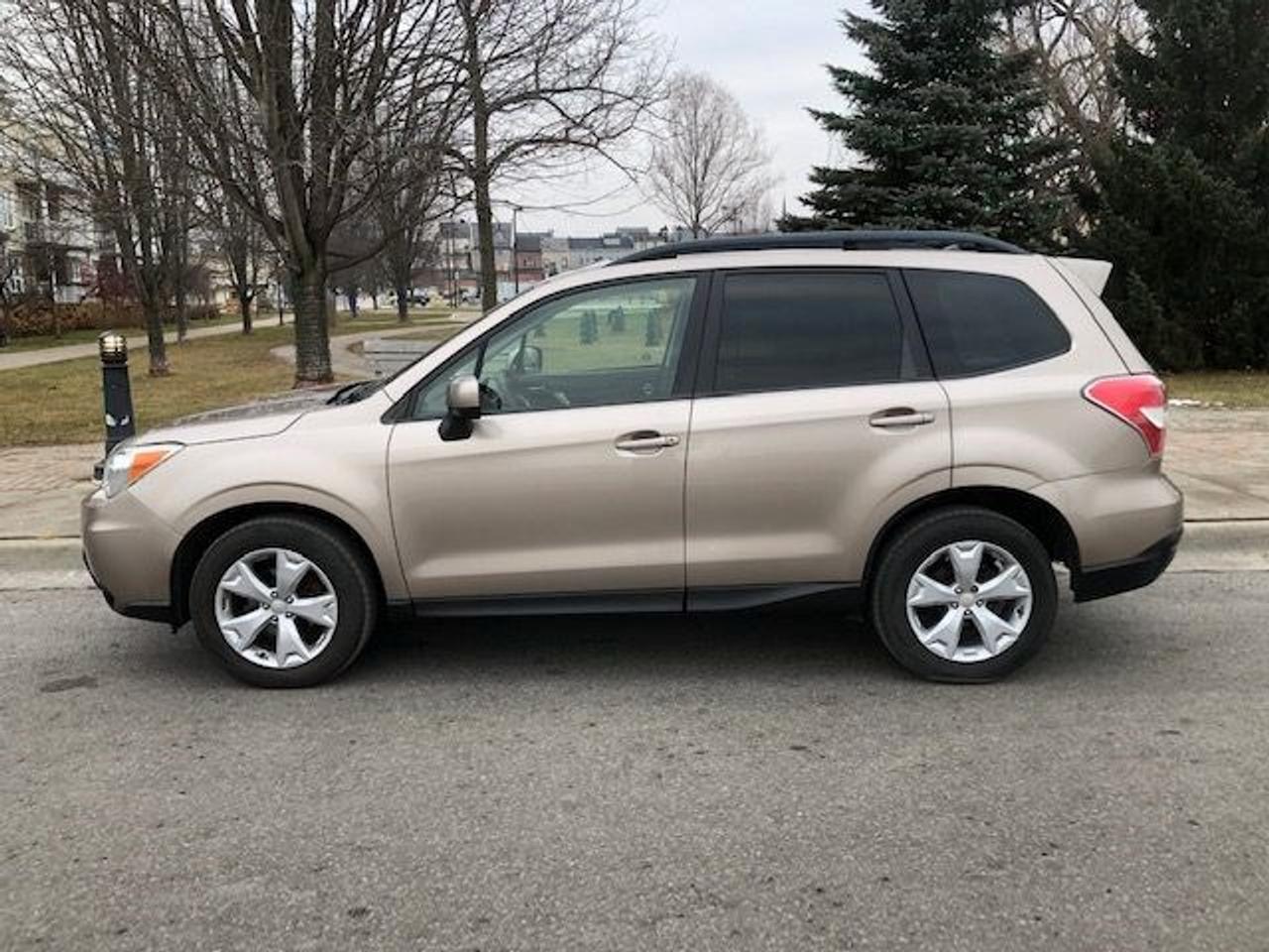 2015 Subaru Forester 2.5i Photo