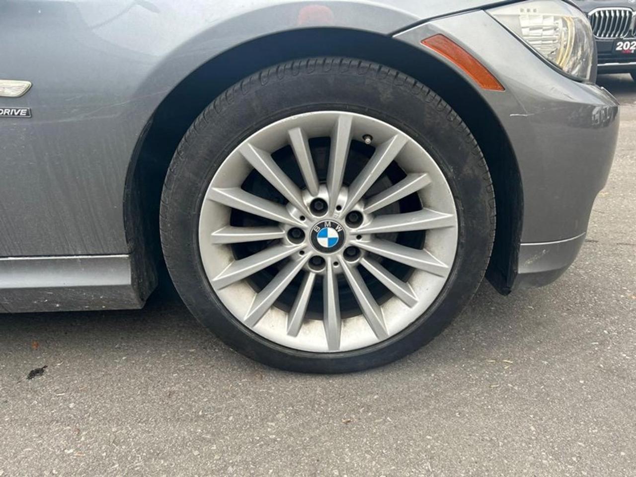 2010 BMW 3 Series 328i xDrive Photo