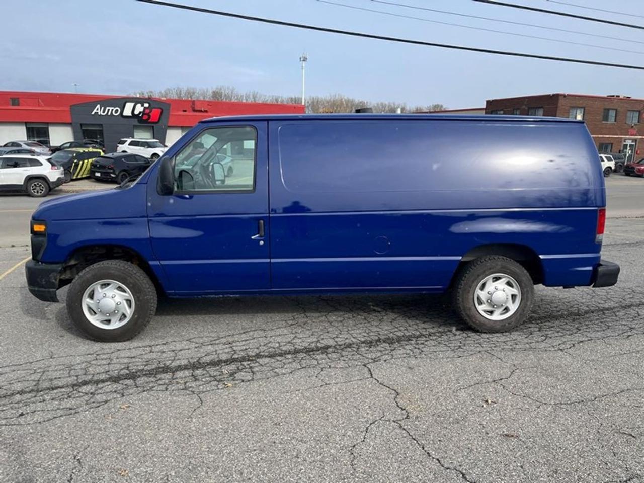 2013 Ford Econoline E-150 Photo3