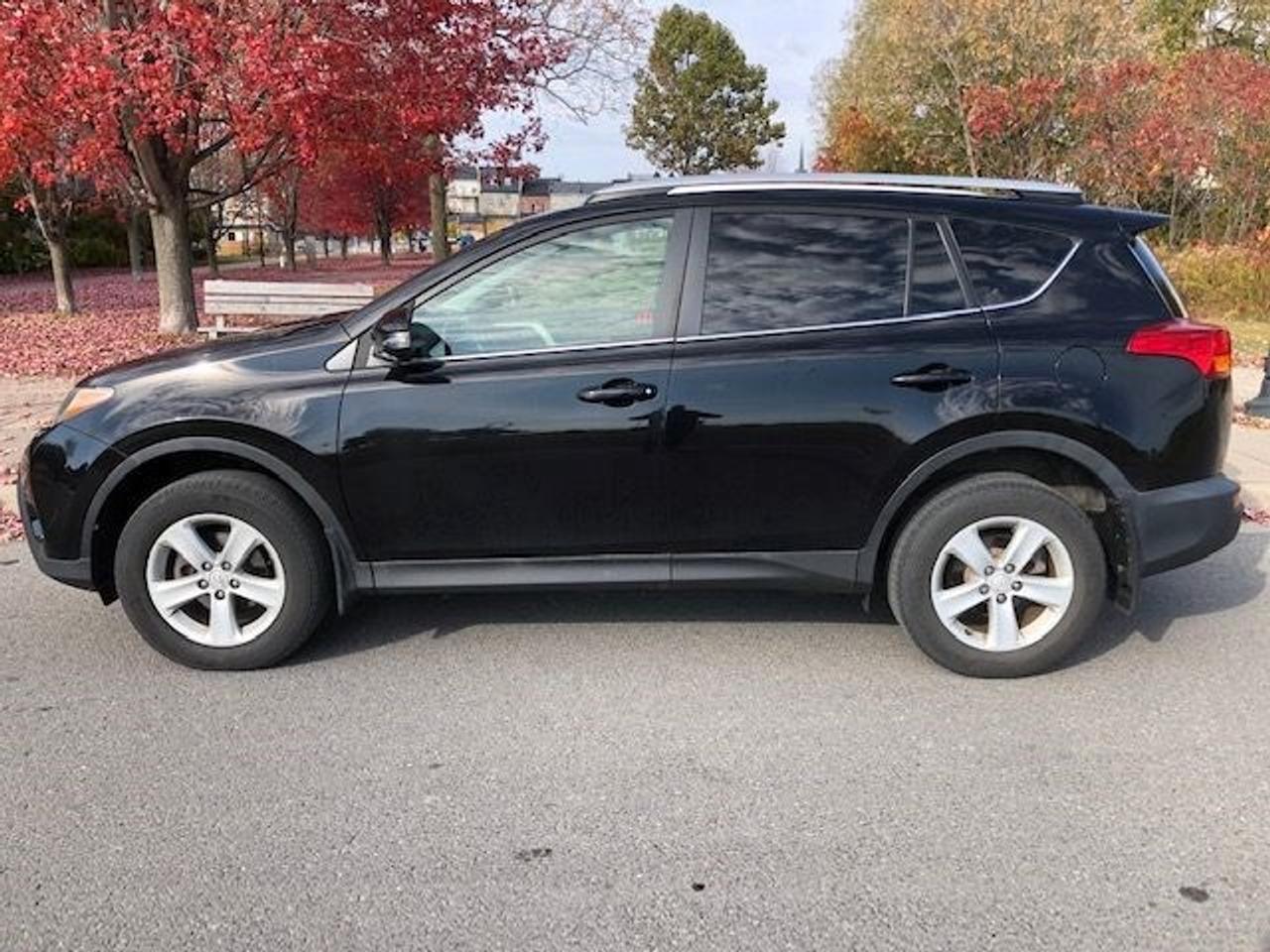 2013 Toyota RAV4 XLE Photo
