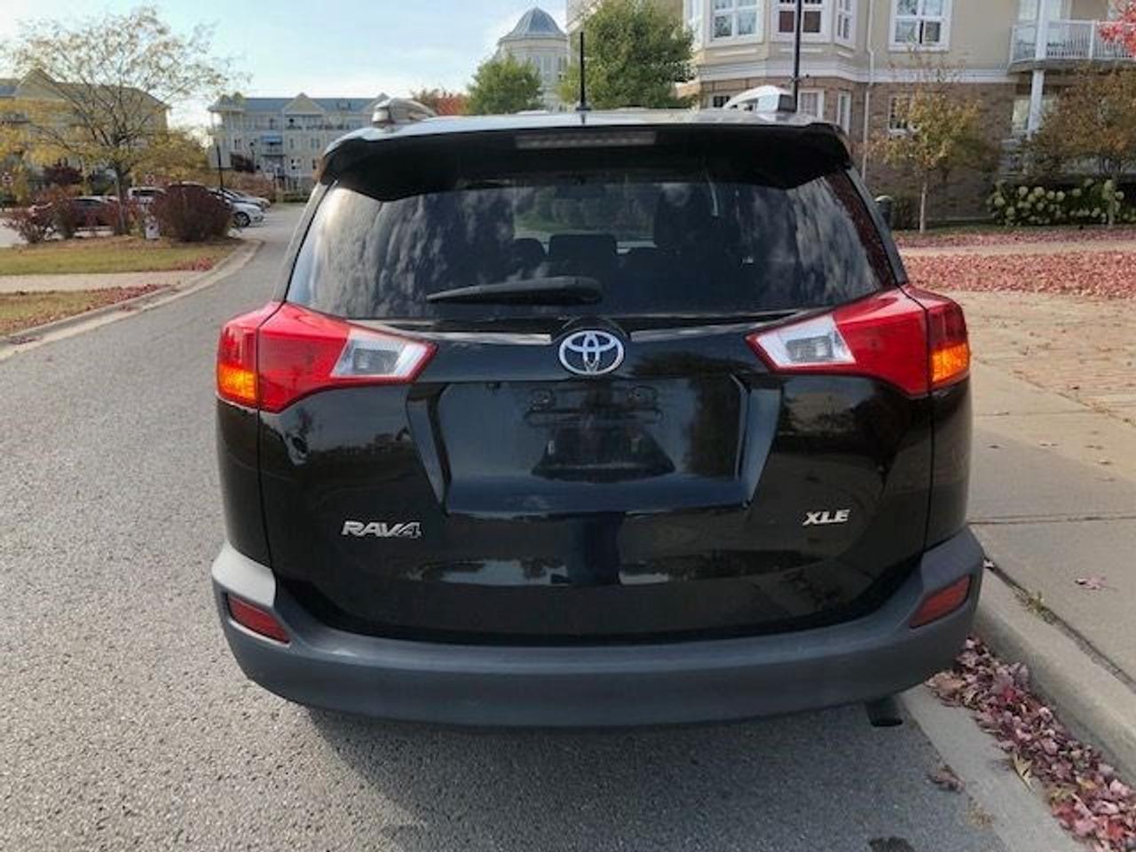 2013 Toyota RAV4 XLE Photo