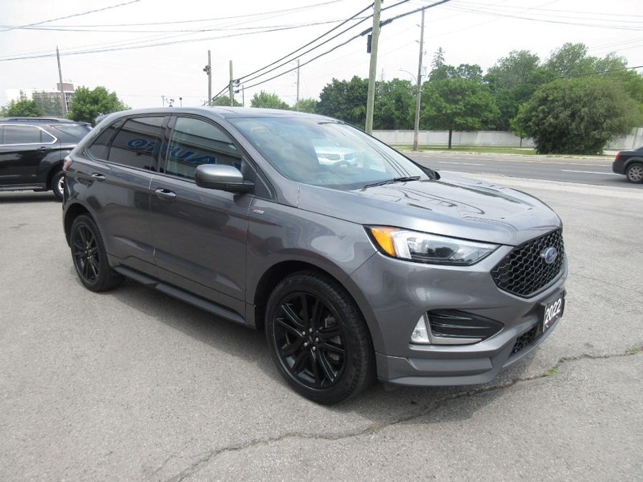 2022 Ford Edge  Photo4