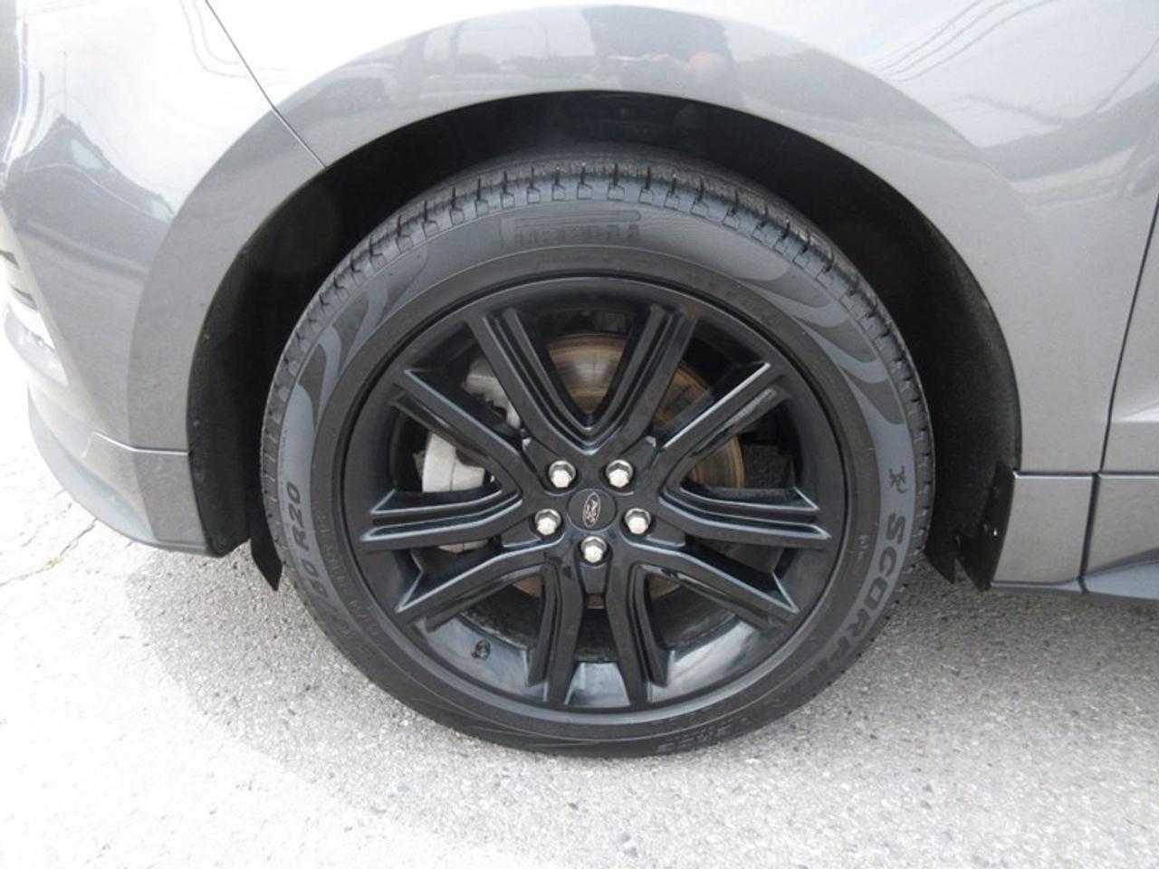 2022 Ford Edge  Photo