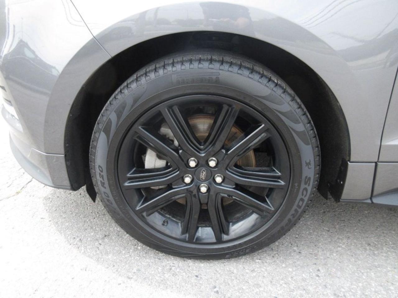 2022 Ford Edge  Photo