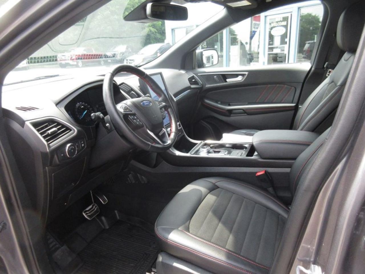 2022 Ford Edge  Photo