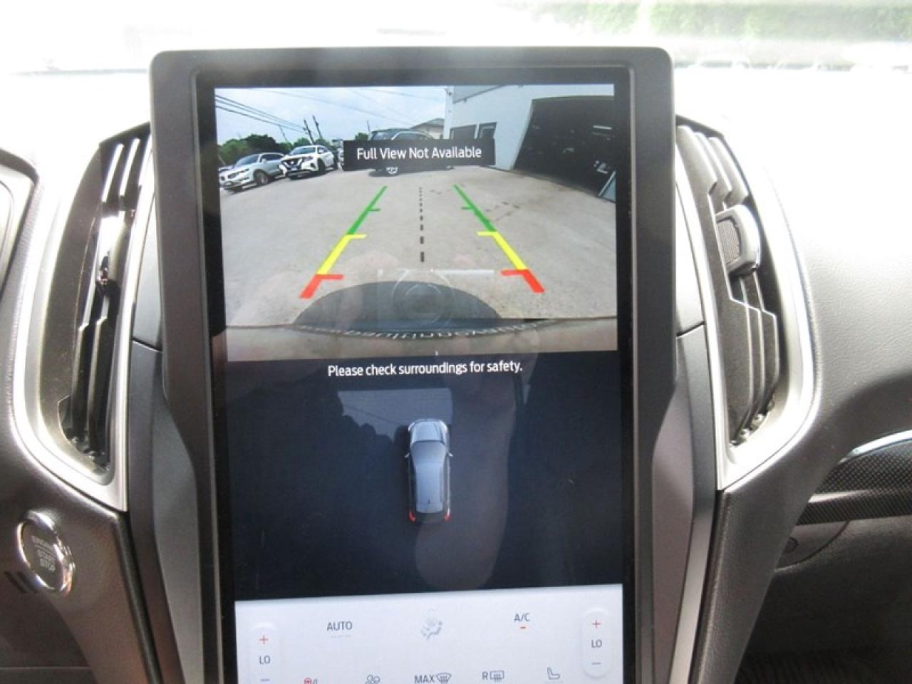 2022 Ford Edge  Photo