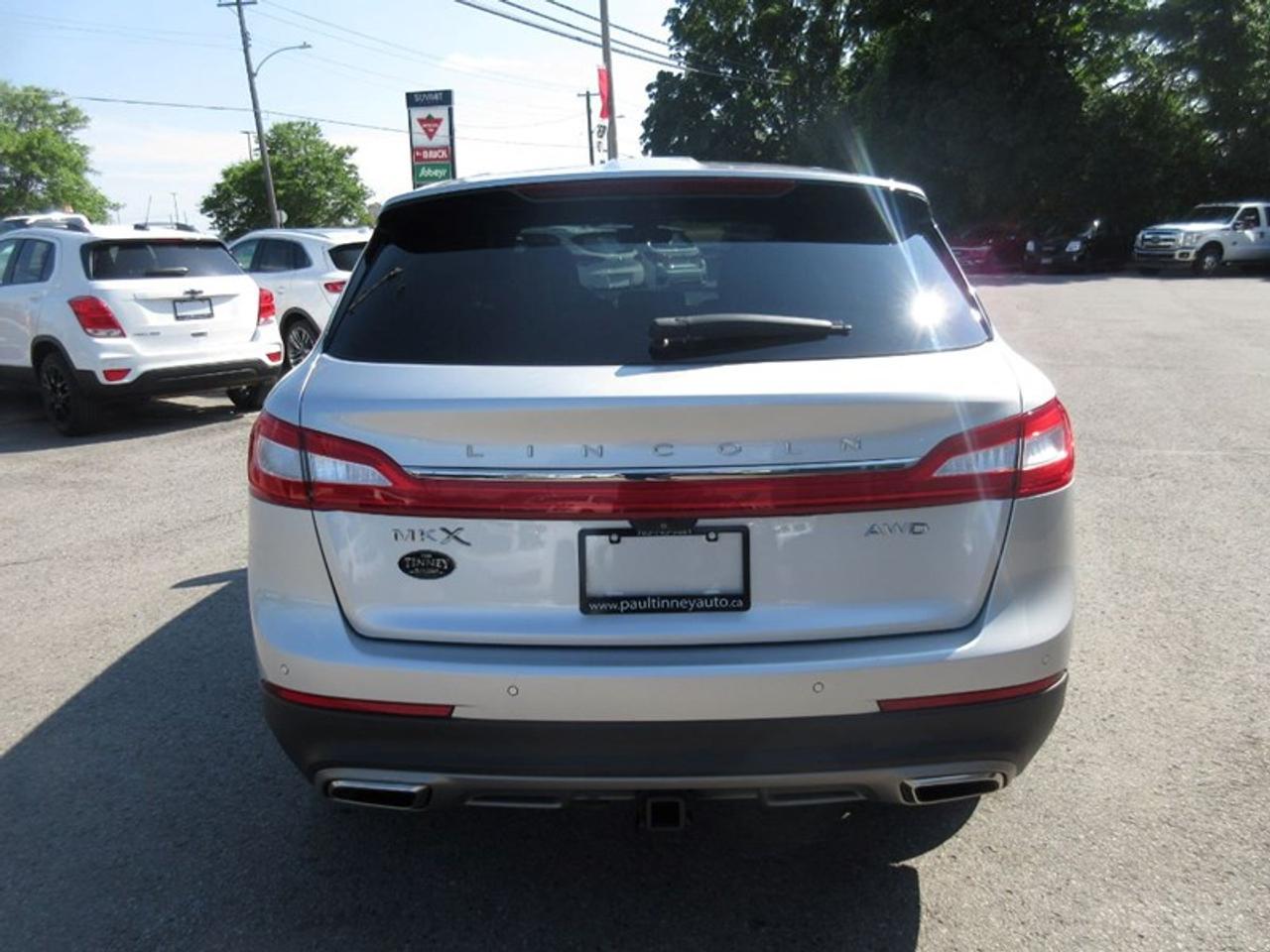 2016 Lincoln MKX Reserve Photo