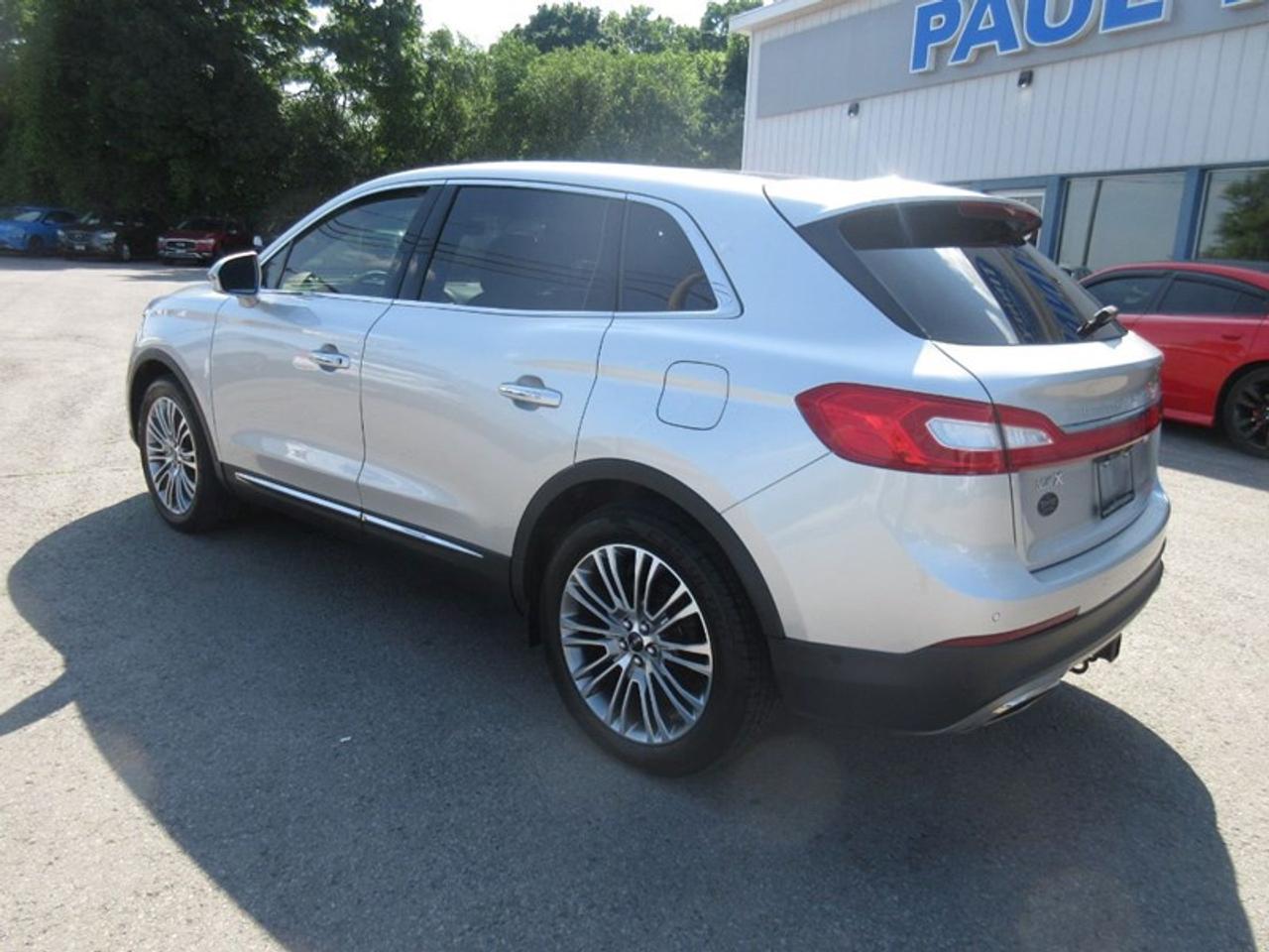 2016 Lincoln MKX Reserve Photo