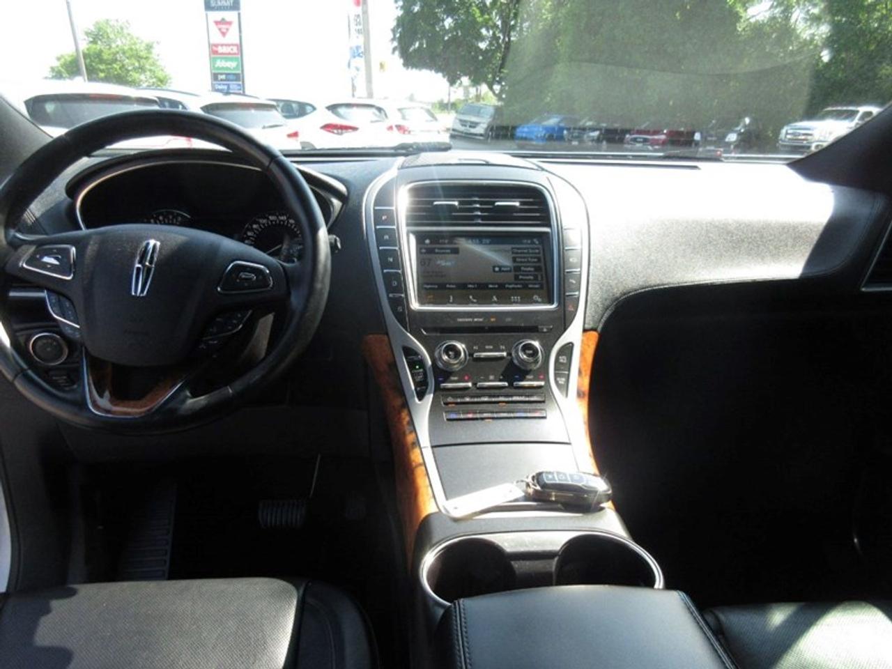 2016 Lincoln MKX Reserve Photo