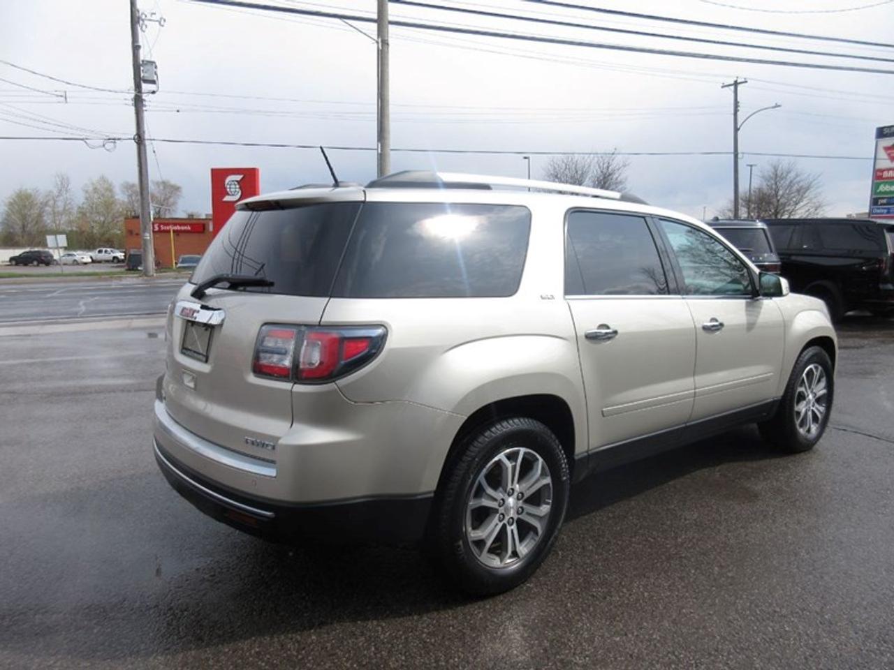 2016 GMC Acadia SLT2 Photo