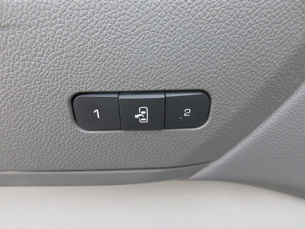 2016 GMC Acadia SLT2 Photo