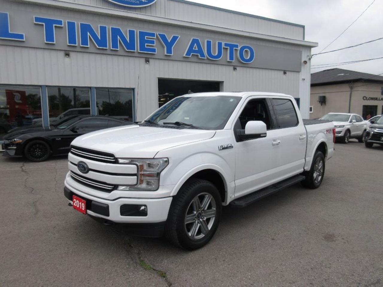 2019 Ford F-150 Lariat   5.5-ft.Bed Photo2