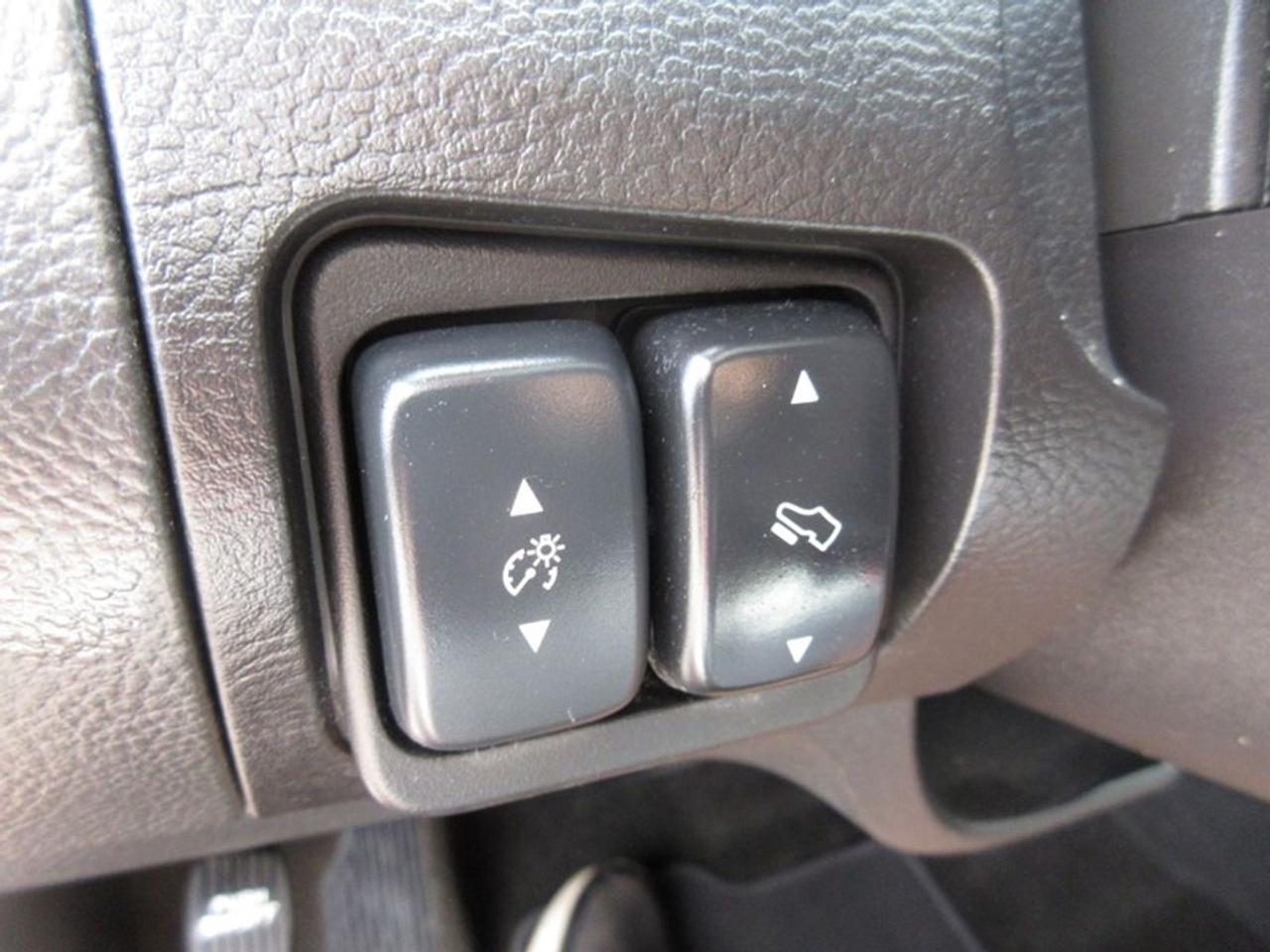 2012 Ford Taurus SEL Photo