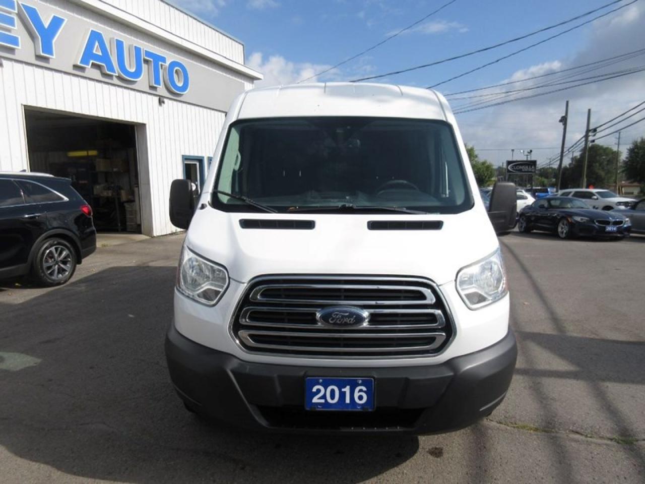 2016 Ford Transit 250 Van Med. Roof w/Sliding Pass. 148-in. WB Photo3