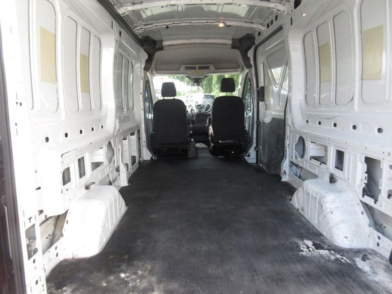 2016 Ford Transit 250 Van Med. Roof w/Sliding Pass. 148-in. WB Photo