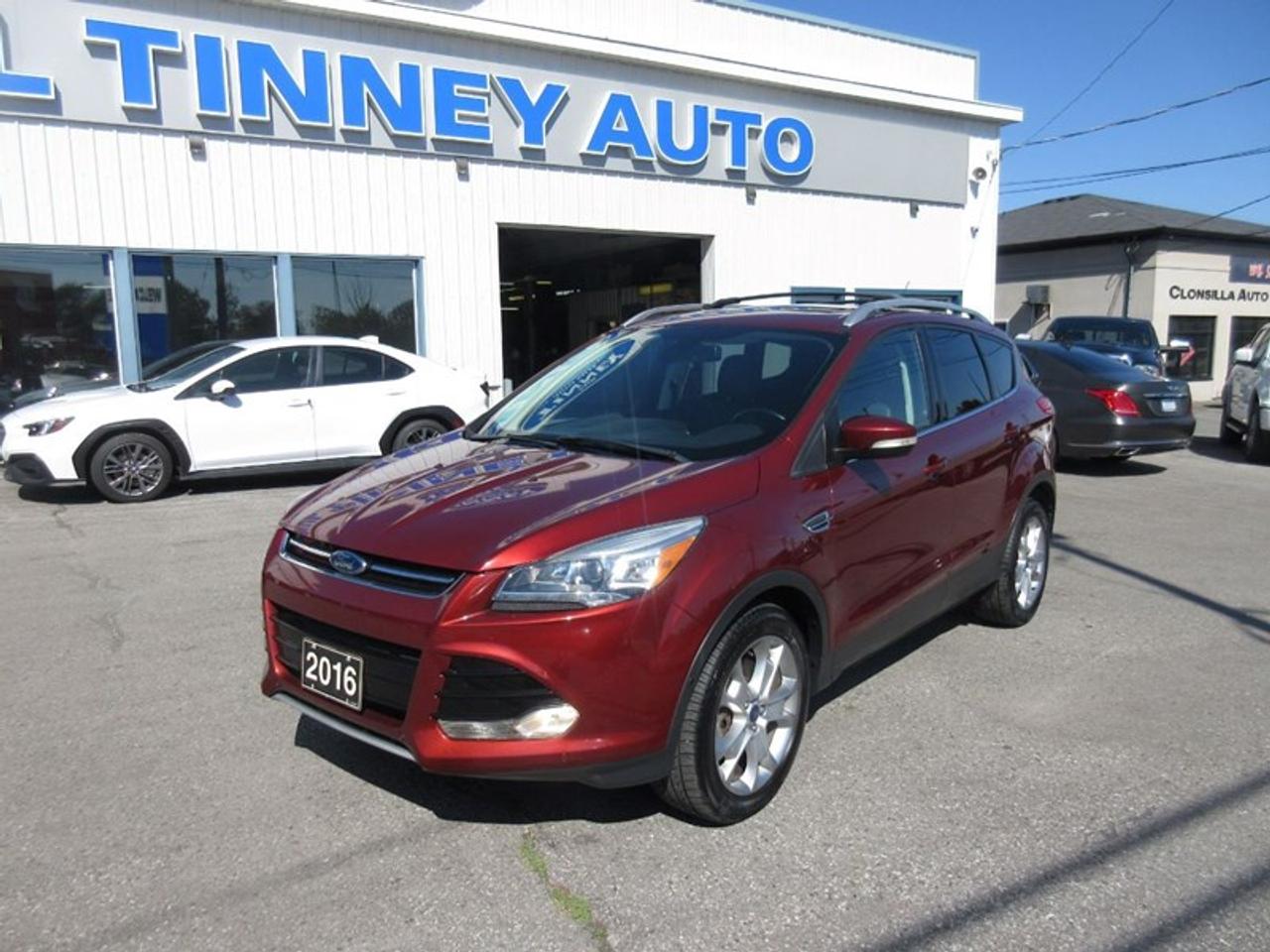 2016 Ford Escape Titanium Photo2