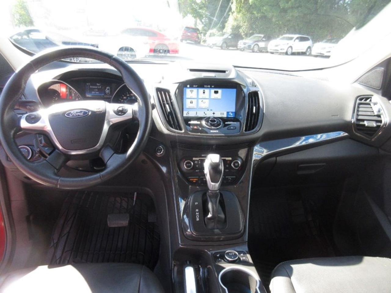 2016 Ford Escape Titanium Photo