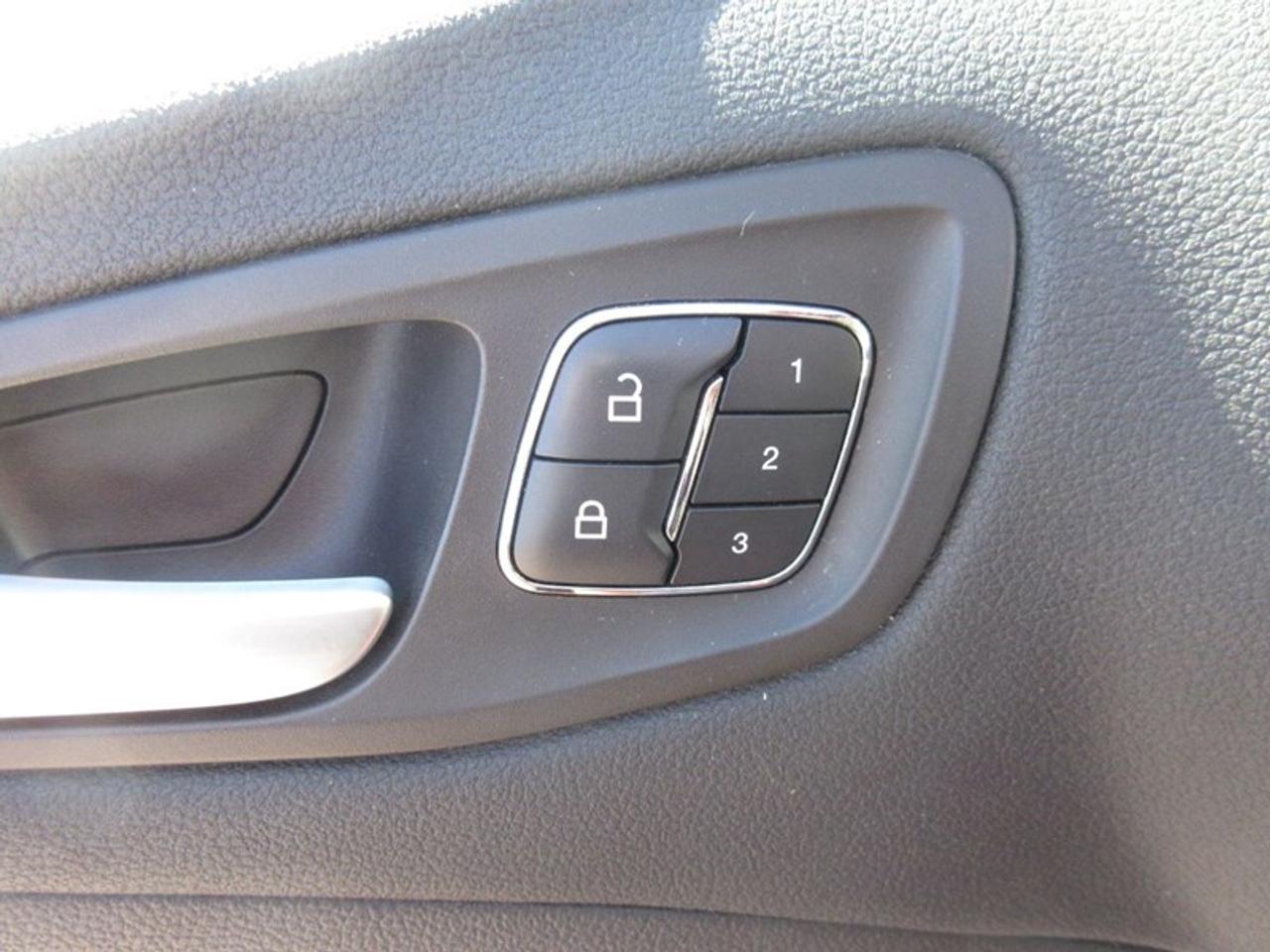 2016 Ford Escape Titanium Photo